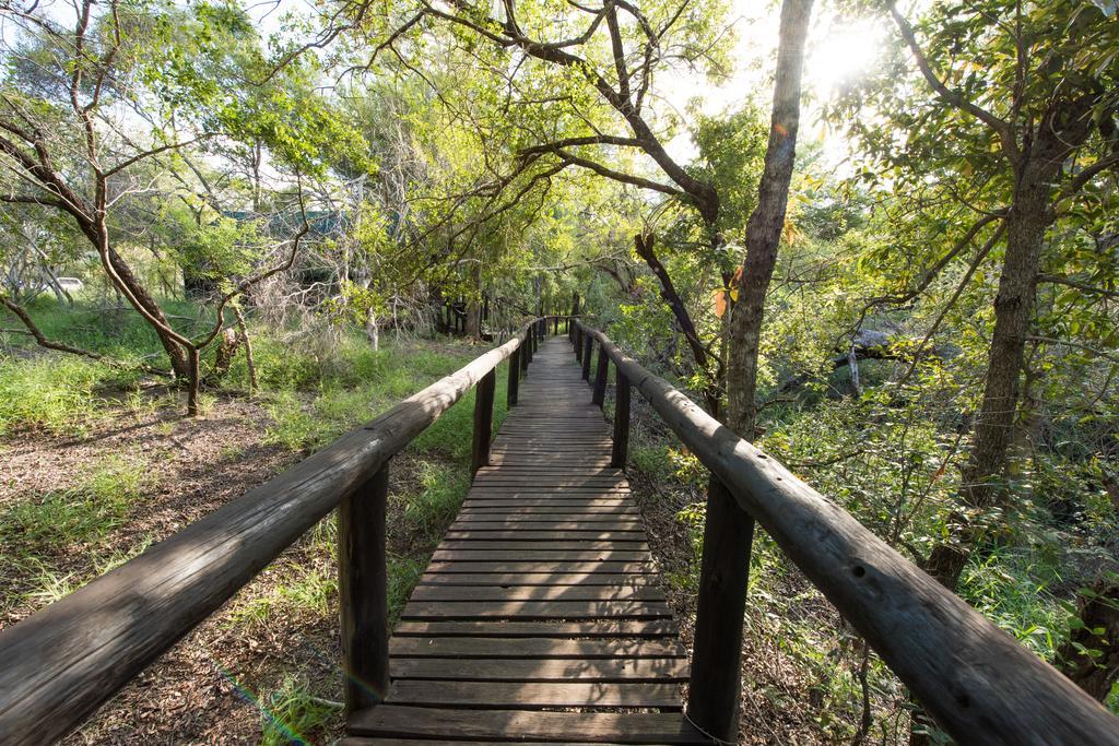Ndzhaka Tented Camp Резерват Манйелети Екстериор снимка