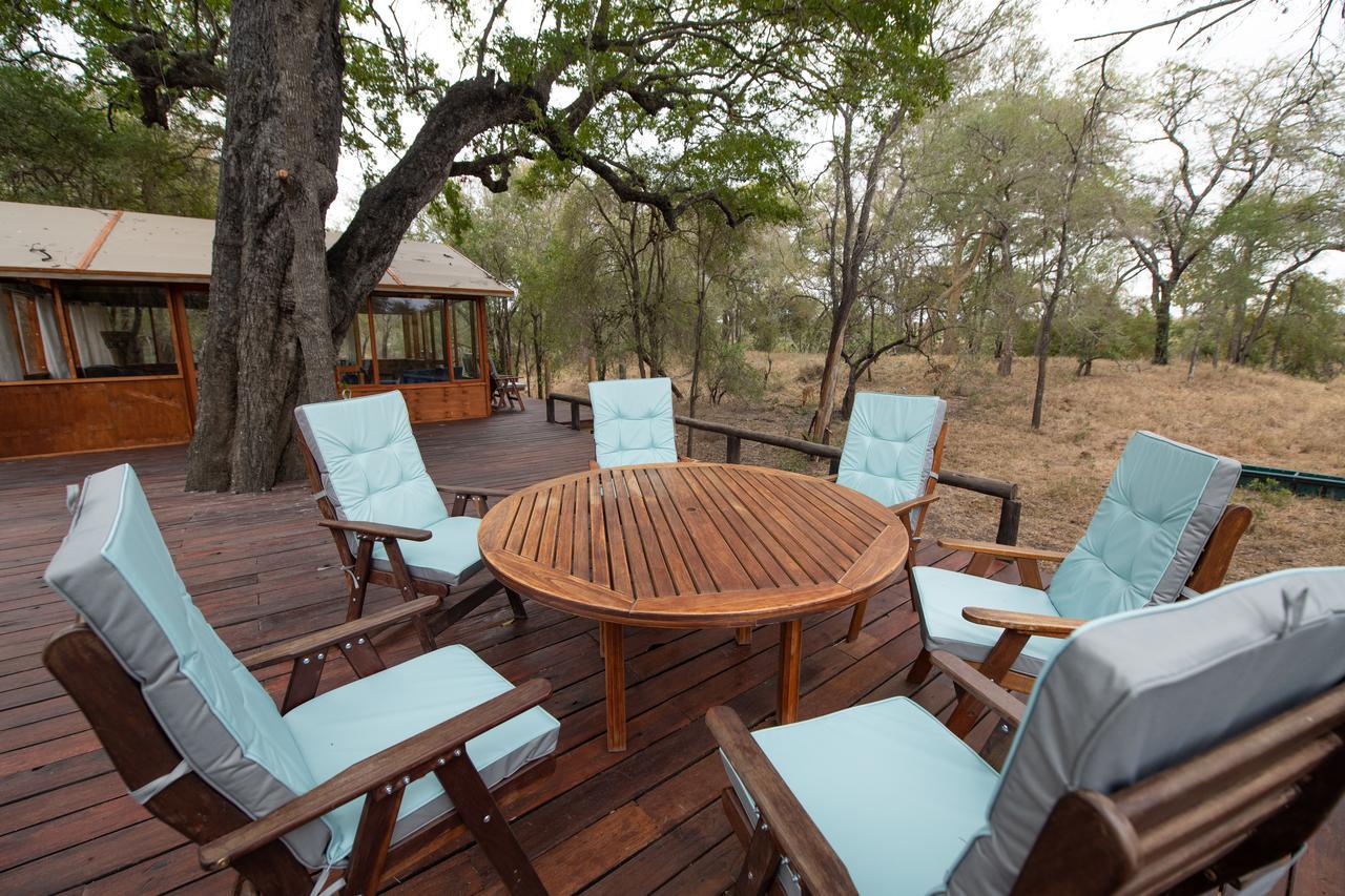 Ndzhaka Tented Camp Резерват Манйелети Екстериор снимка